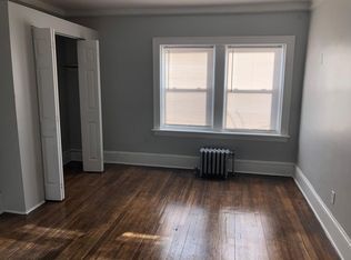 90 Maple St, Springfield, MA 01105