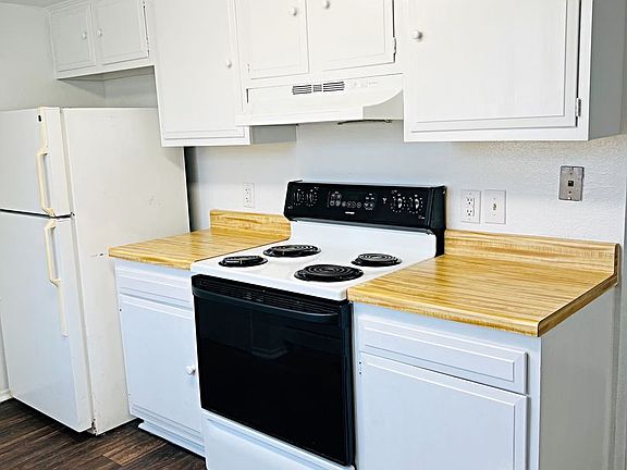3rd image of 2700 N 16th St APT 23