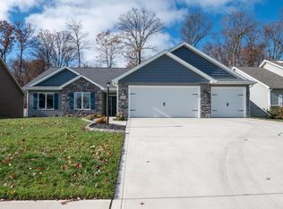 15443 Canyon Bay Run, Fort Wayne, IN 46845