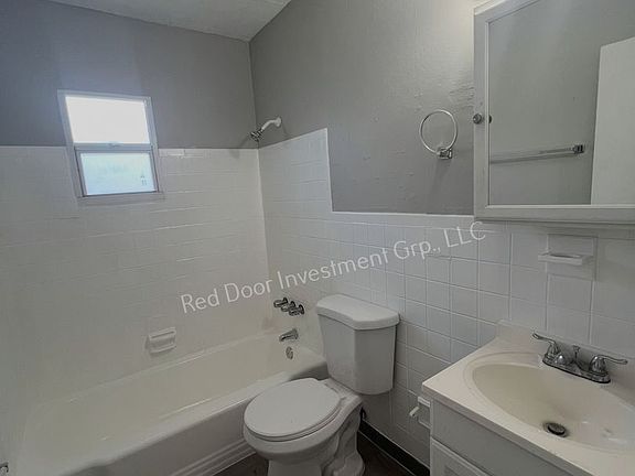 5th image of 650 Dixon Blvd #A16