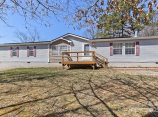 18 Evelyn Acres Dr, Asheville, NC 28806