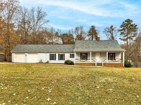 223 Oak Hill Dr, Rockmart, GA 30153