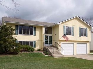 5677 Winslow Ct, Ypsilanti, MI 48197