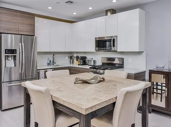 3rd image of 2758 Ocean Ave #2A