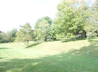 34 Terra Vista Dr, Wheeling, WV 26003