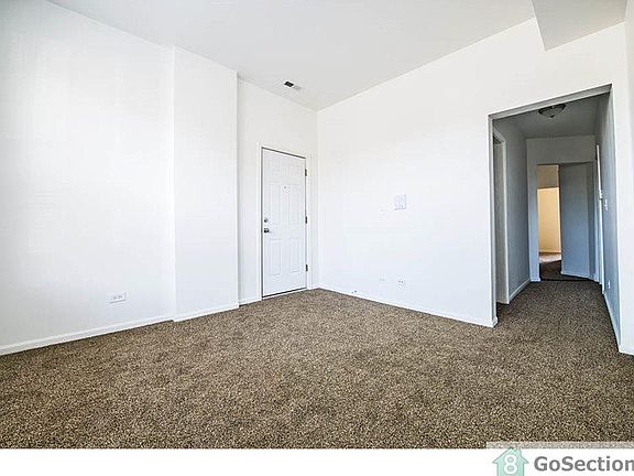 3rd image of 2151 S Central Park Ave