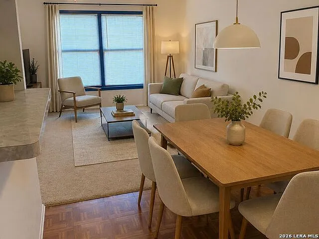 3 bed, 1.0 bath, 1016 sqft, $1,400 — Photo 2