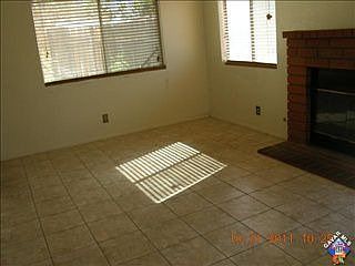 2nd image of 2338 Langhorn St