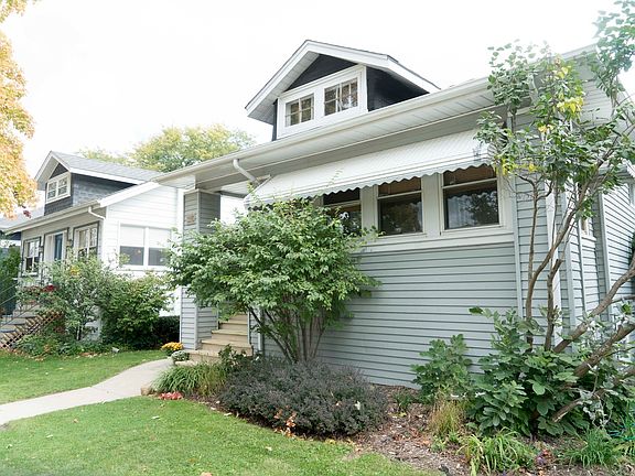 2nd image of 3115 Park Ave