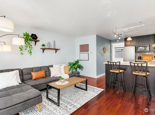 752 Bellevue Ave E APT 302, Seattle, WA