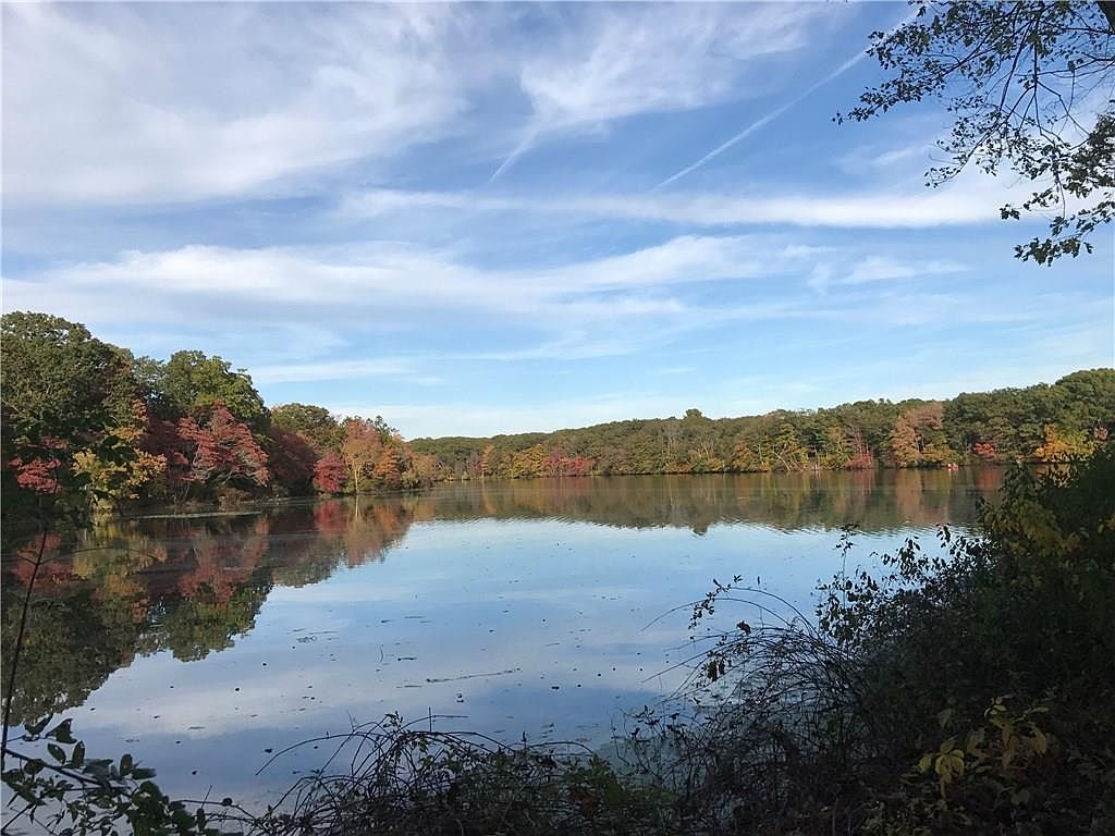 175 Redland Ave, Rumford, RI 02916 Zillow