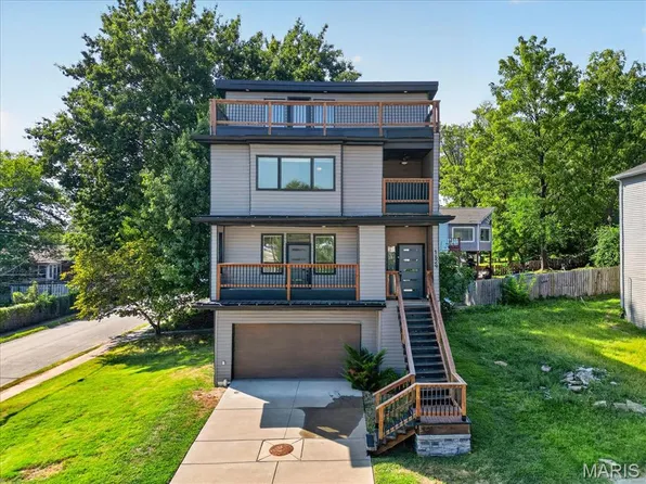 1629 Forest Ave, Saint Louis, MO 63139