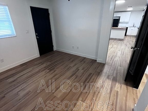 2nd image of 2267 Norman Dr APT A