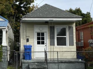 7435 Garfield St, New Orleans, LA 70118