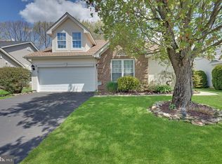 111 Sylvan Lake Blvd, Bayville, NJ 08721
