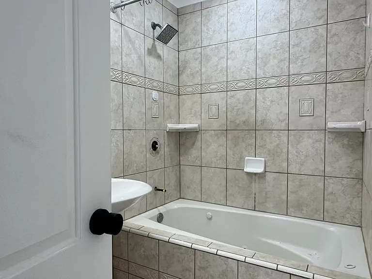 6238 Agra St — Photo 15