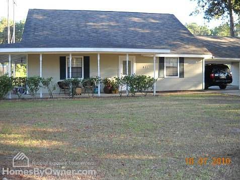 2nd image of 208 Gateway Dr