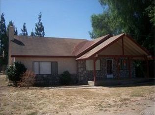 10590 Victoria Ave, Riverside, CA 92503