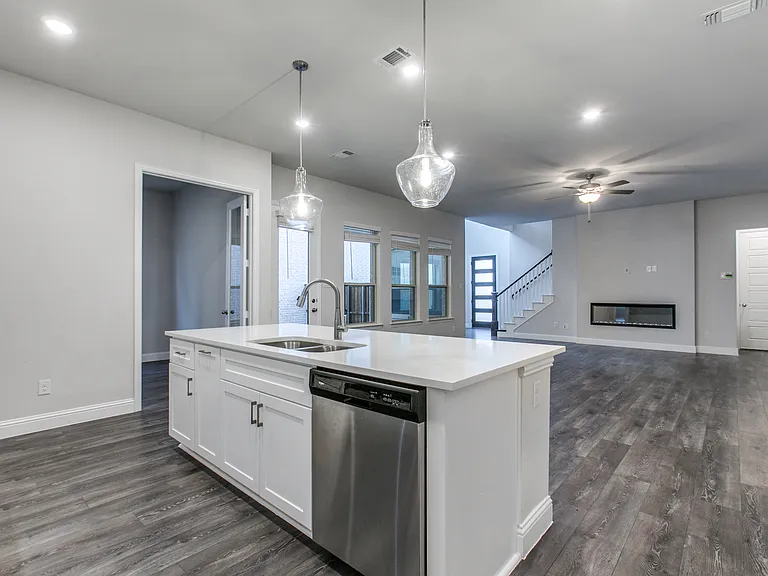 4508 El Paso Dr — Photo 15