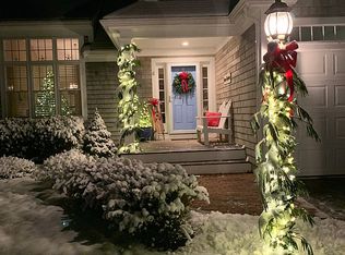 6 Annies Ln, Forestdale, MA 02644