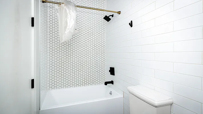 Rented by Nooklyn NYC LLC | media 48