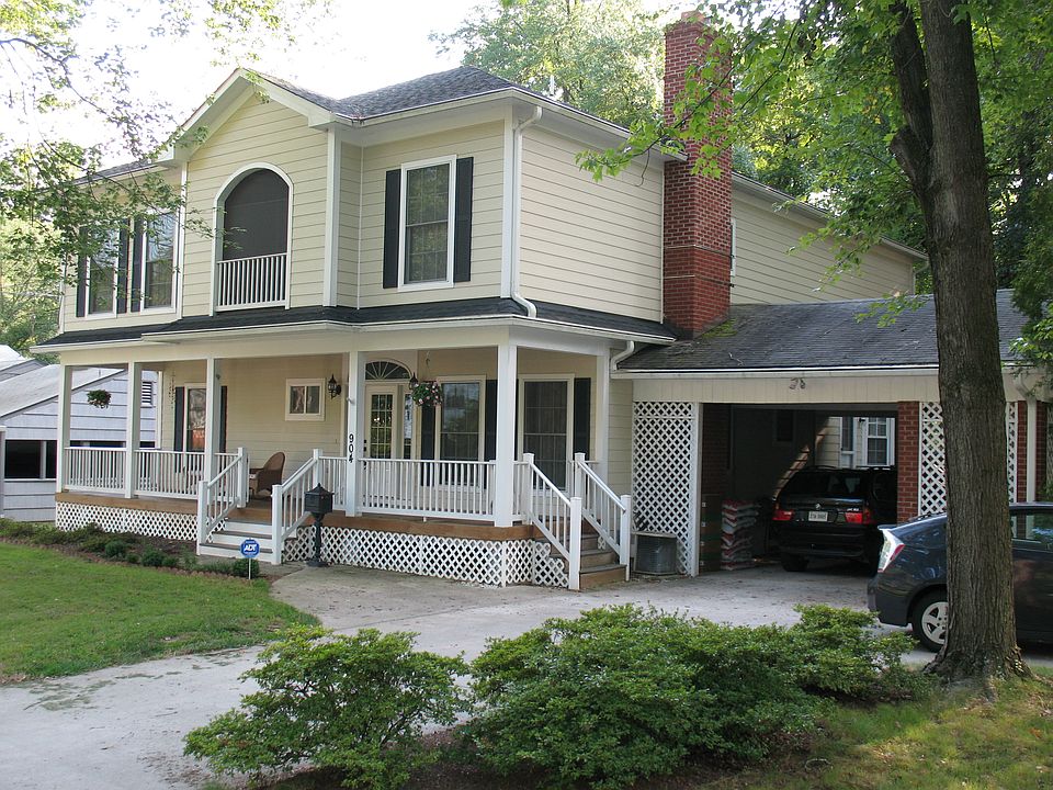 Front view,driveway,carport