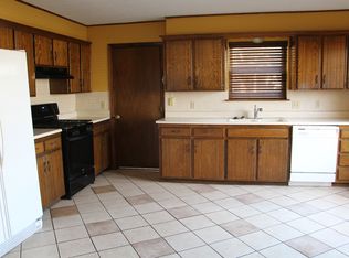 1405 Maple Ave, Panhandle, TX 79068