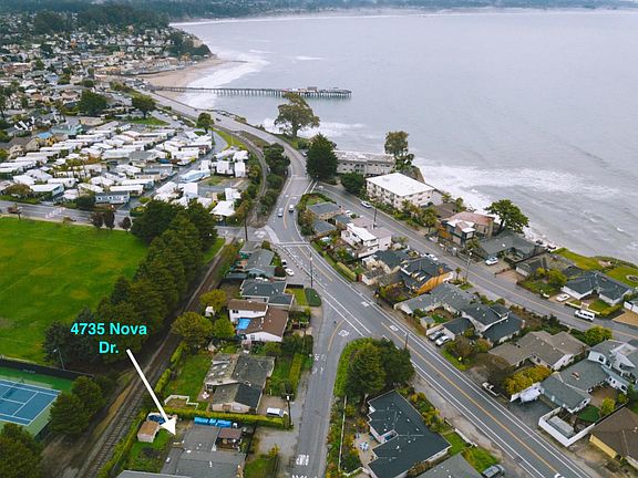 3rd image of 4735 Nova Dr