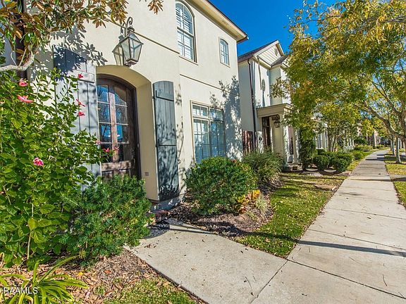 2nd image of 218 Elysian Fields Dr