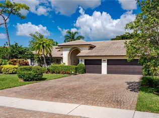 1320 Kings Way, Naples, FL 34104