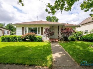 216 W Oak St, Payne, OH 45880