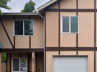 441 Harris Ln, Oregon City, OR 97045