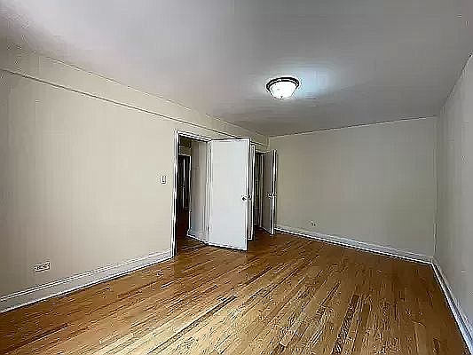 3rd image of 83-30 118th St #G6