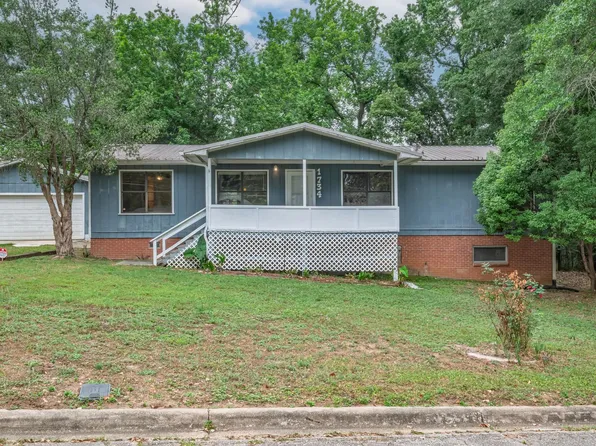 1734 Ray Rd, Tallahassee, FL 32303