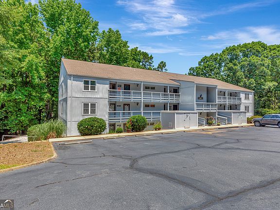 2nd image of 43 Harbor Gate