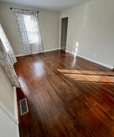 1621 N New York Ave — Photo 3