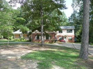 310 River Hill Cv, Carthage, MS 39051