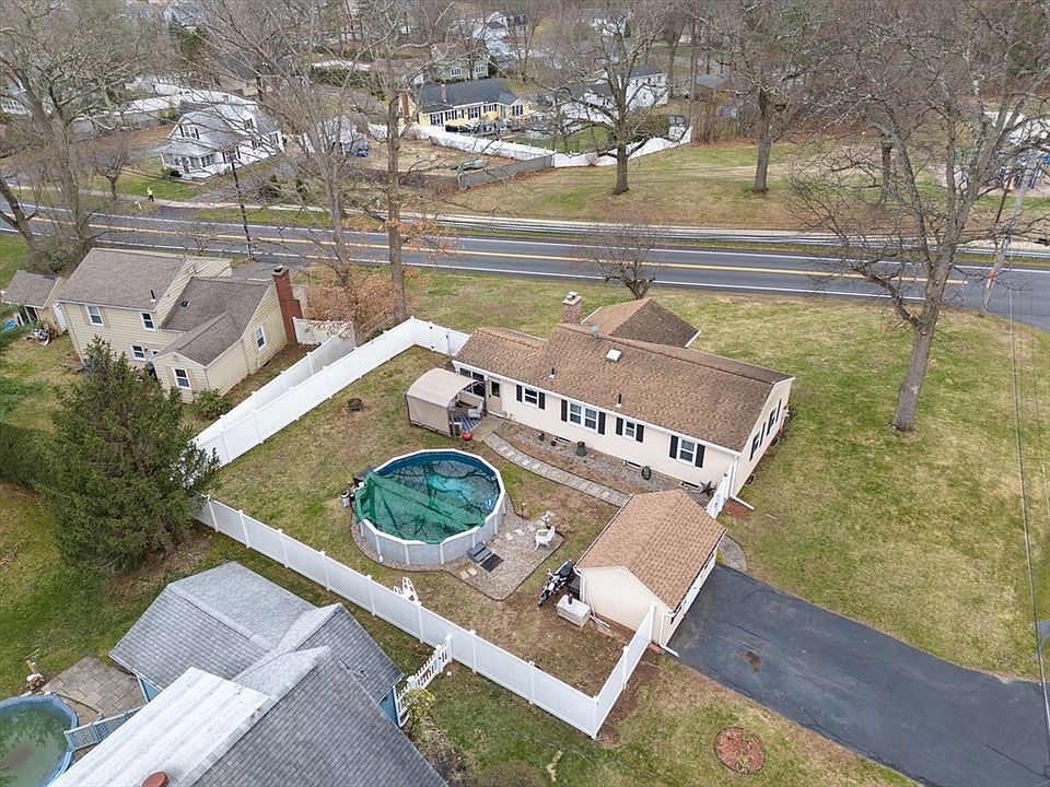 430 Amostown Rd, West Springfield, MA 01089 Zillow