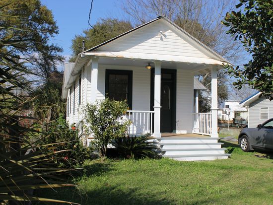 243 Sycamore St, Bay Saint Louis, MS 39520 Zillow