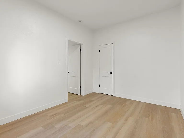 (El/Eu/Em:B) 414 N. Maple Drive — Photo 7