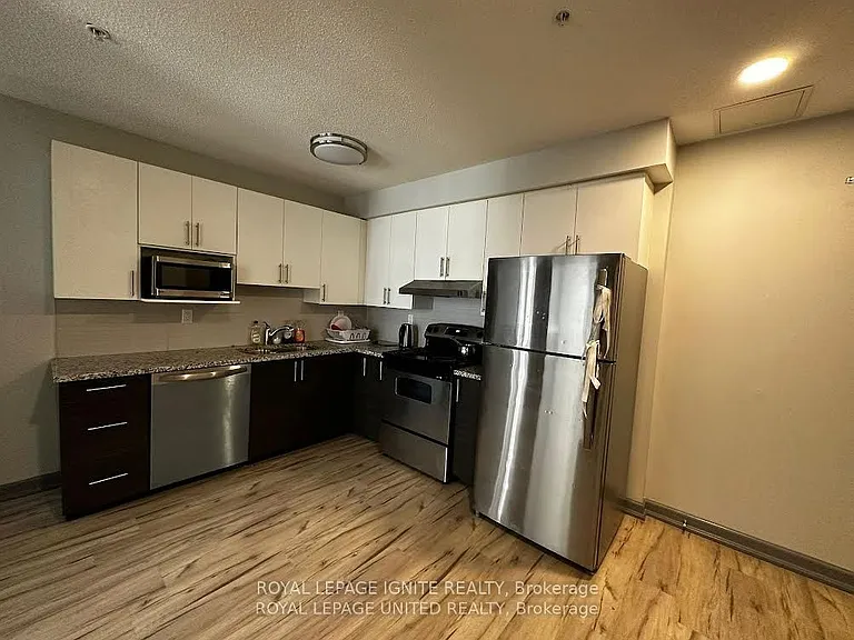 258 A Sunview St #111 — Photo 4