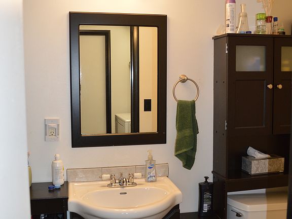 5th image of 3363 W Danube Dr