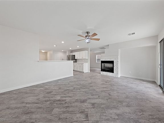 4th image of 9017 Meisenheimer Ave