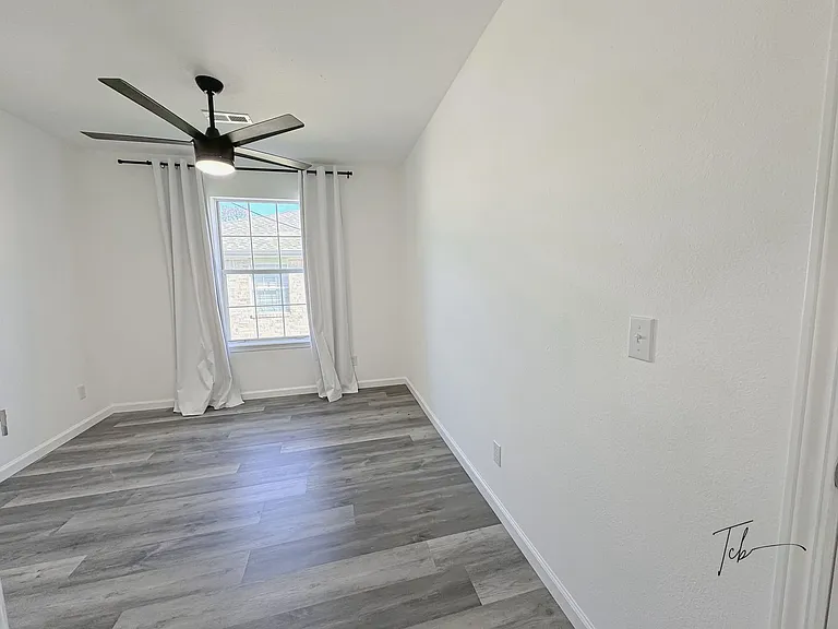11 Holly Dr #B — Photo 14