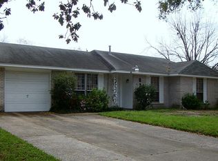 8210 Meadowshire St, Houston, TX 77037