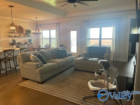 2nd image of 115 Caspian Ln