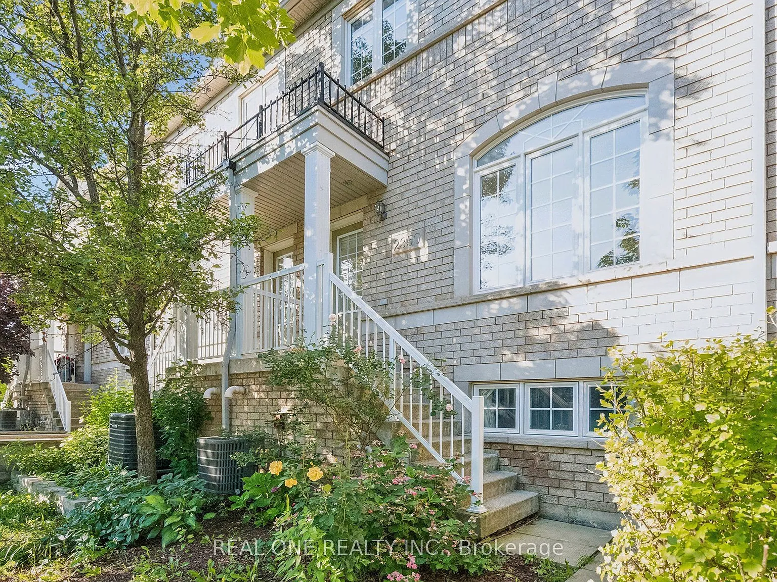 4 bed, $3,350 — Photo 4
