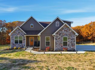 18925 Route A, Laurie, MO 65038