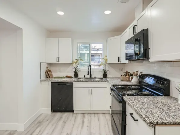 1015 Sonoma Ave, Sacramento, CA 95815