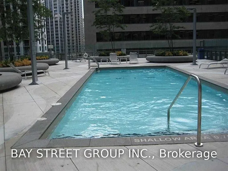 832 Bay St #214 — Photo 11